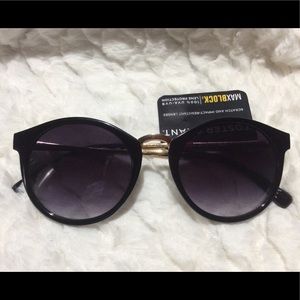 ✅Foster Grant sunglasses